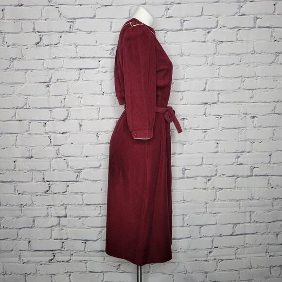 VTG Maroon Terry Cloth Long Sleeve Midi Dress vintage size 13-14, (modern Small) - Picture 2 of 8